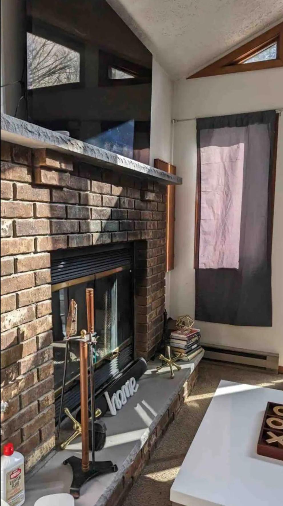 Ambiance - King Bed Cabin, Jetted-Tub & Fireplace Tobyhanna 外观 照片
